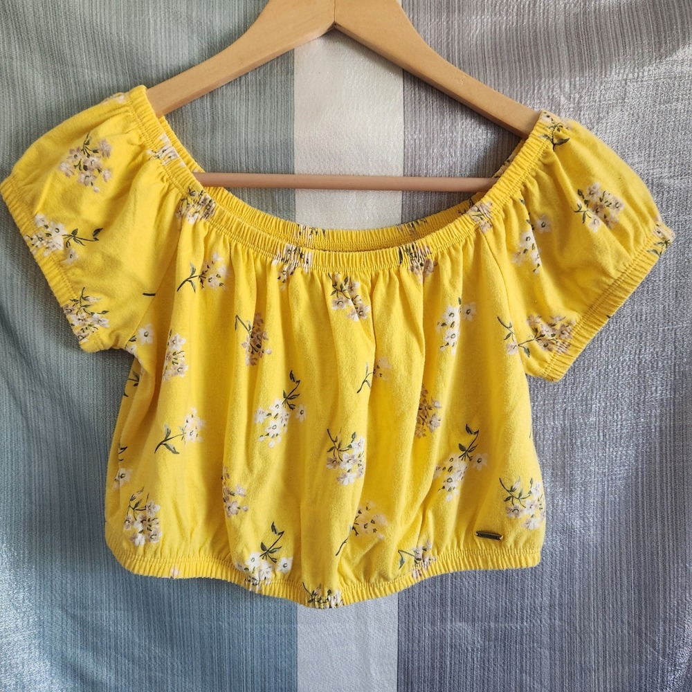 Hollister Womens Yellow Floral Crop Top Short Sleeve S Gardenā Cottagecore Ditzy
